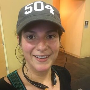 Meet your Posher, Chela